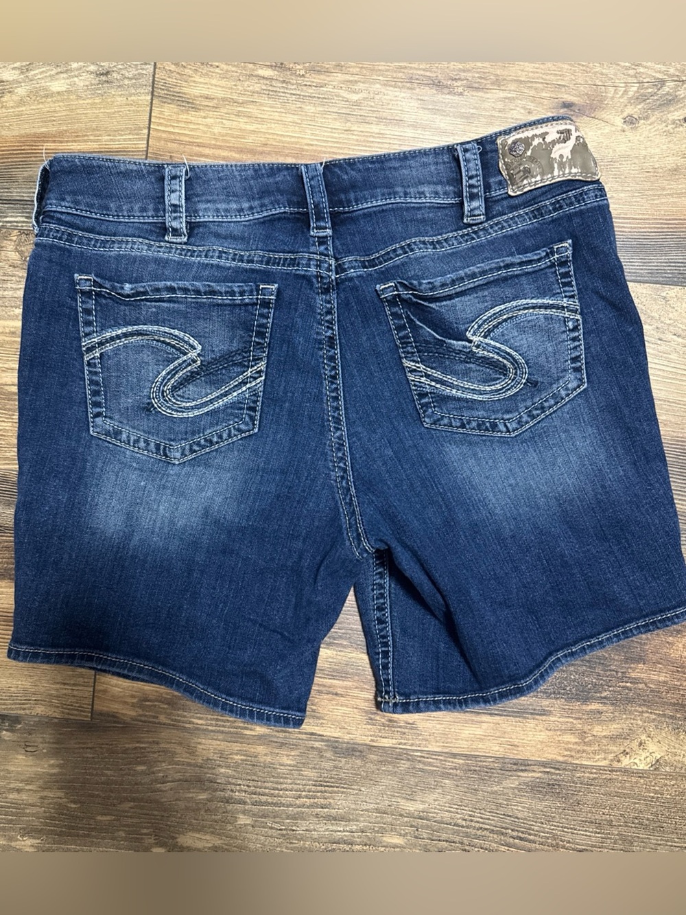 Silver Jeans Womens Suki Shorts Denim Size 32 Blue 4.5" Inseam Mid Rise